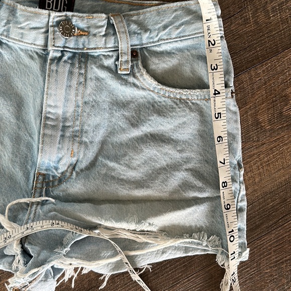 BDG -Urban Outfitters Cut off shorts - Picture 9 of 10